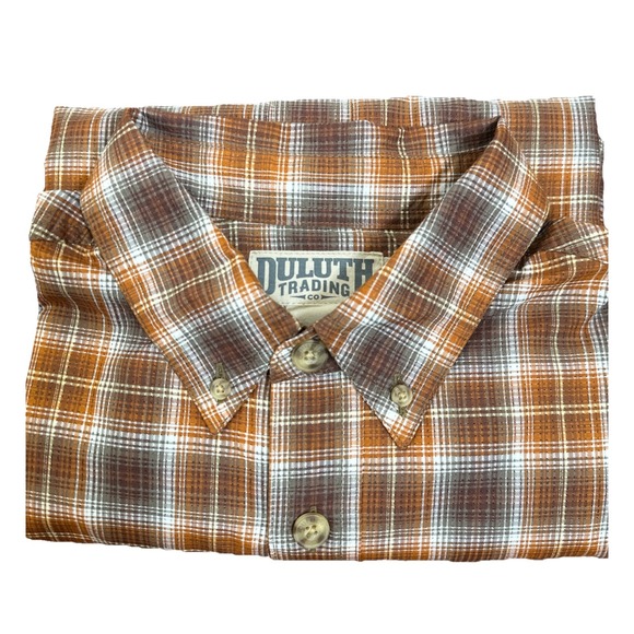 Duluth Trading Co Mens Large Brown Plaid Button Down Short Sleeve Shirt Pockets - Picture 3 of 4